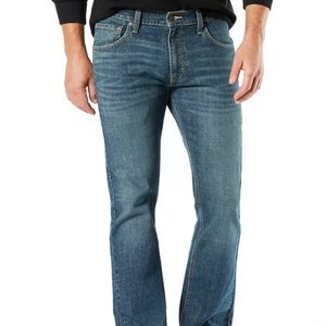 Signature by Levi Strauss